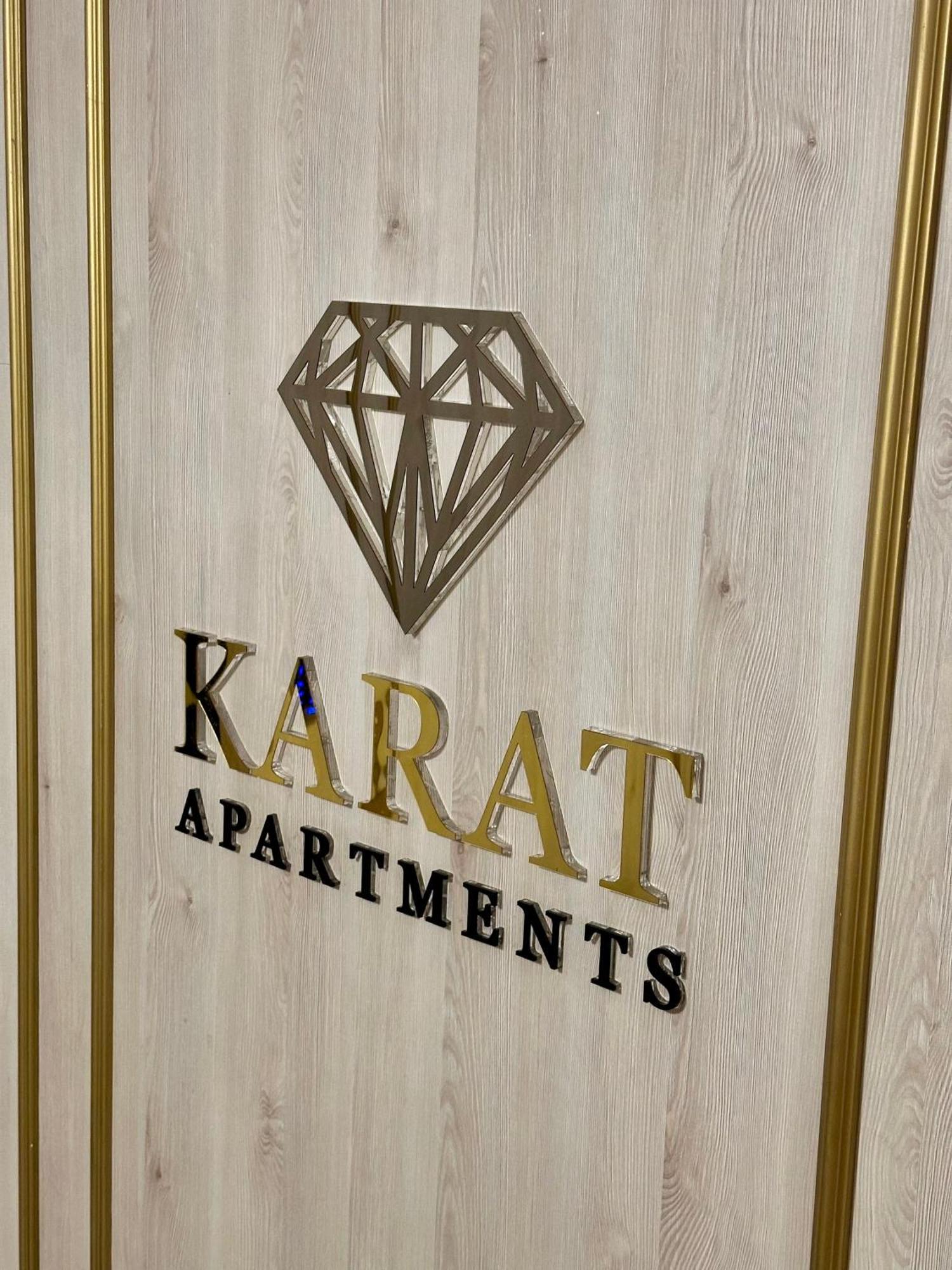 Apartment Karat With Parking Garage *
